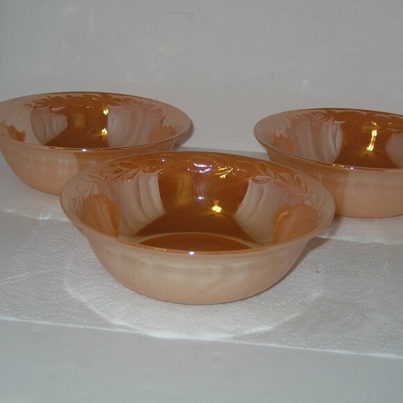 3 Vintage Fire King Peach Luster LAUREL LEAF BOWLS Oven Ware 8.25"x2.75"T USA B - Picture 3 of 5